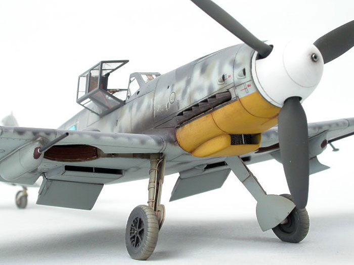 REVELL MODEL 2/PAINT MESSERSCHMITT BF109 - MARCO'S EMPORIUM