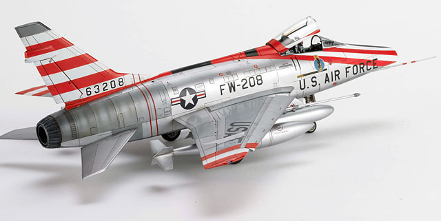 F-100D Super Sabre by Jerry Creager (Monogram 1/48)