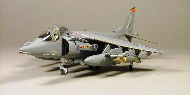 BAe Harrier Gr Mk. 7/9 - 1:72 Revell - Kits 