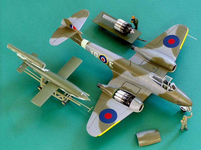  Tamiya 1/48 Gloster Meteor F.1 : Arts, Crafts & Sewing