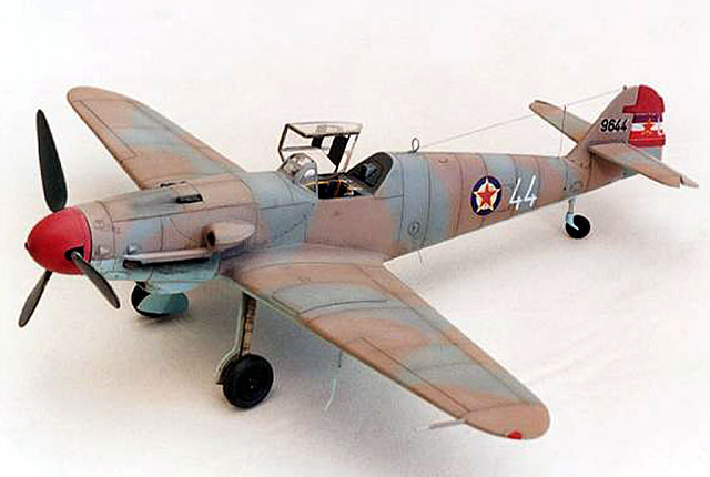 Revell Maqueta Avión Messerschmitt Bf 109 G-10 1:72