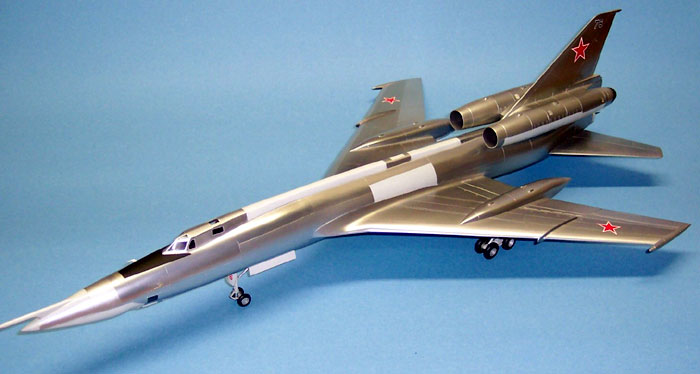 Tu-22